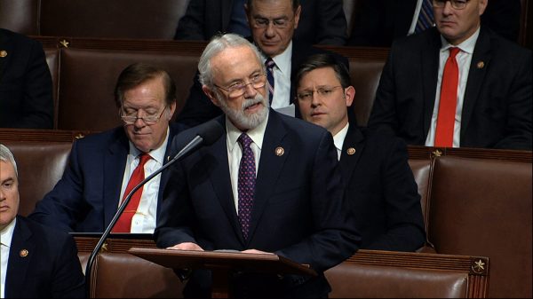 Pro-impeachment Rep. Dan Newhouse beats Trump-backed GOP Washington primary foe