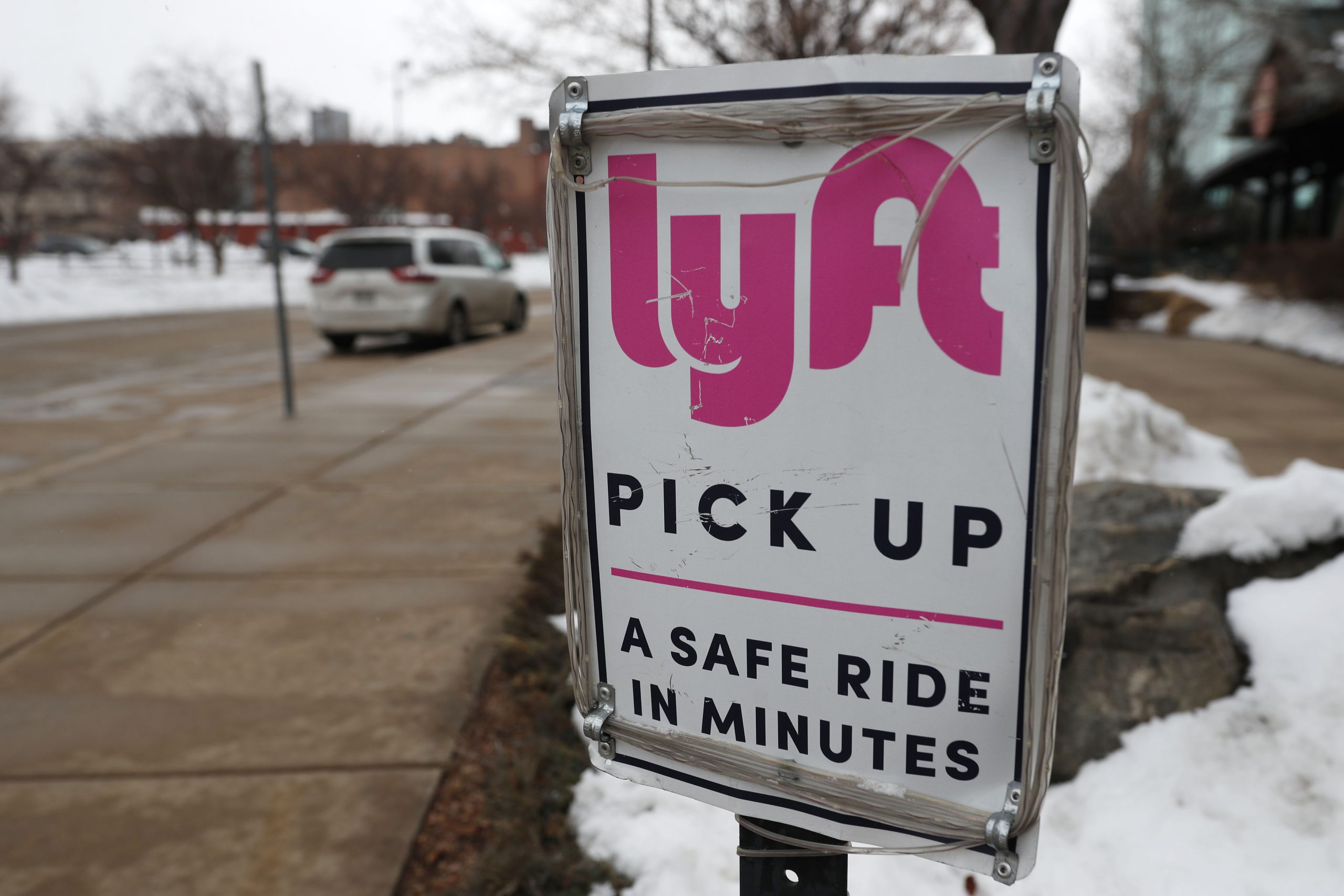 Lyft to begin offering fully autonomous vehicles in 2023