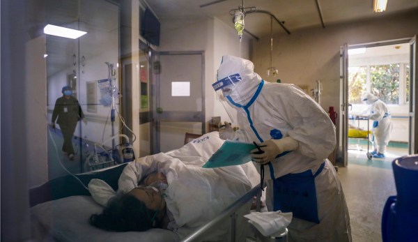 Chinese official vows ‘complete victory’ over coronavirus in a month