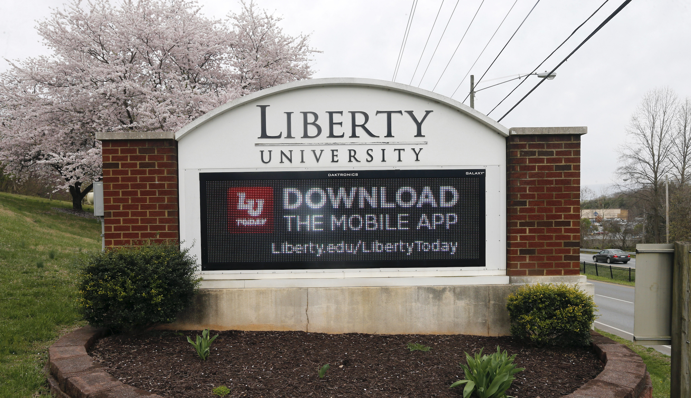 Liberty University faces class-action lawsuit over coronavirus response