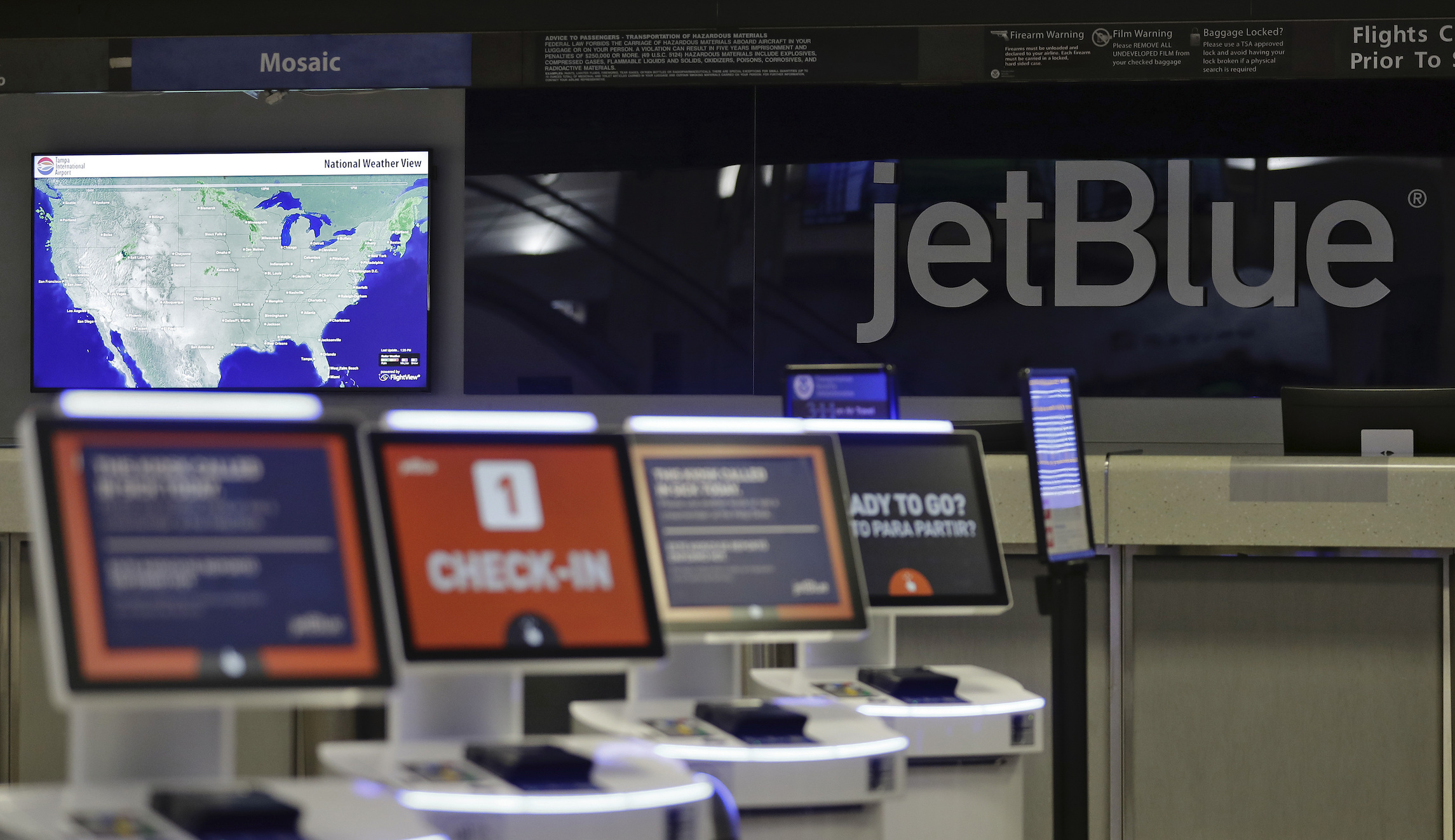 JetBlue to distribute 100,000 round-trip tickets to ‘healthcare heroes’