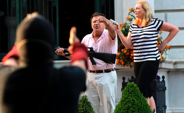 Mark and Patricia McCloskey plead not guilty to felony weapon charges