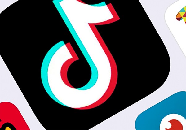 Corporate media reflexively go to bat for Chinese spyware app TikTok