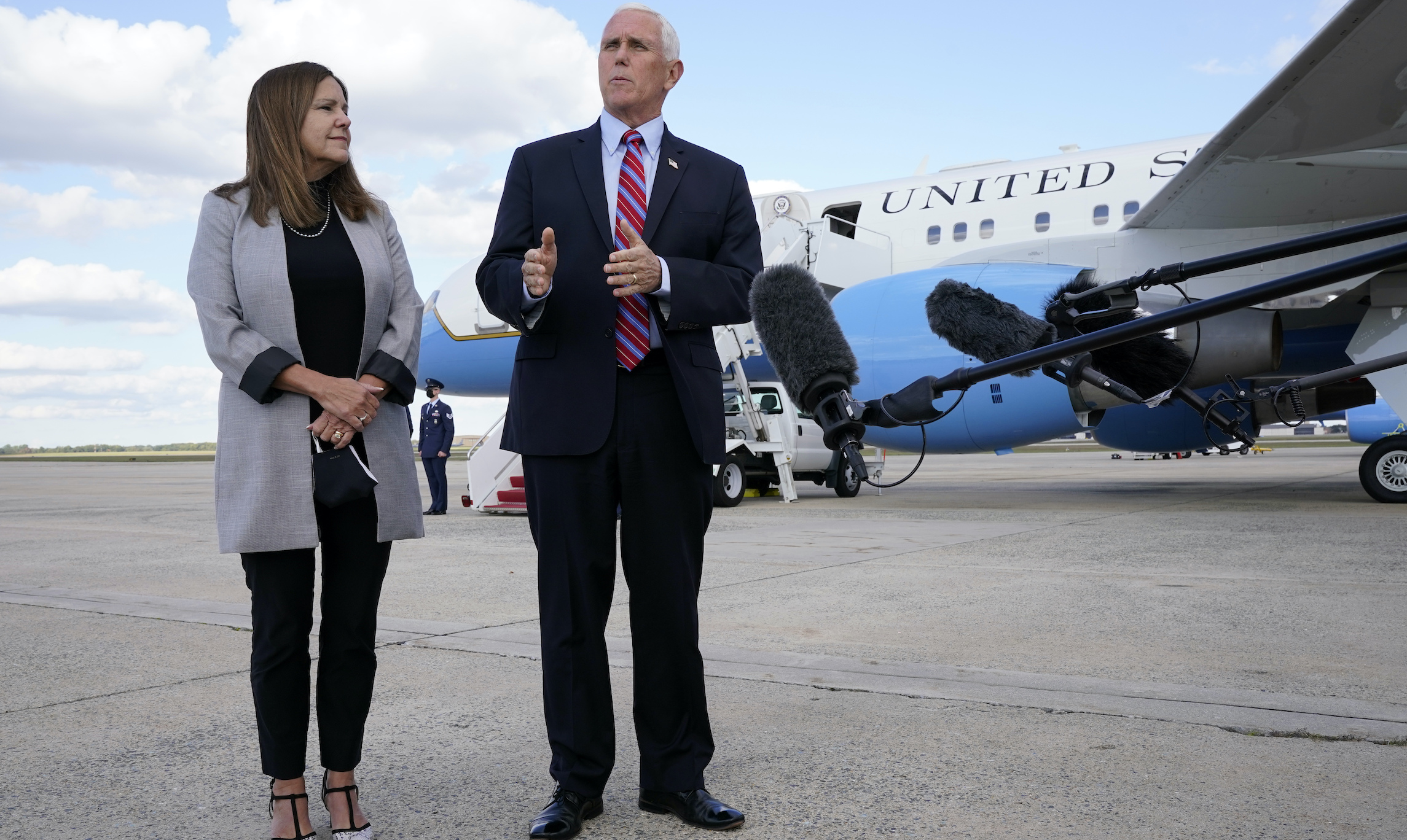 Debate a chance for Pence to score points on policy