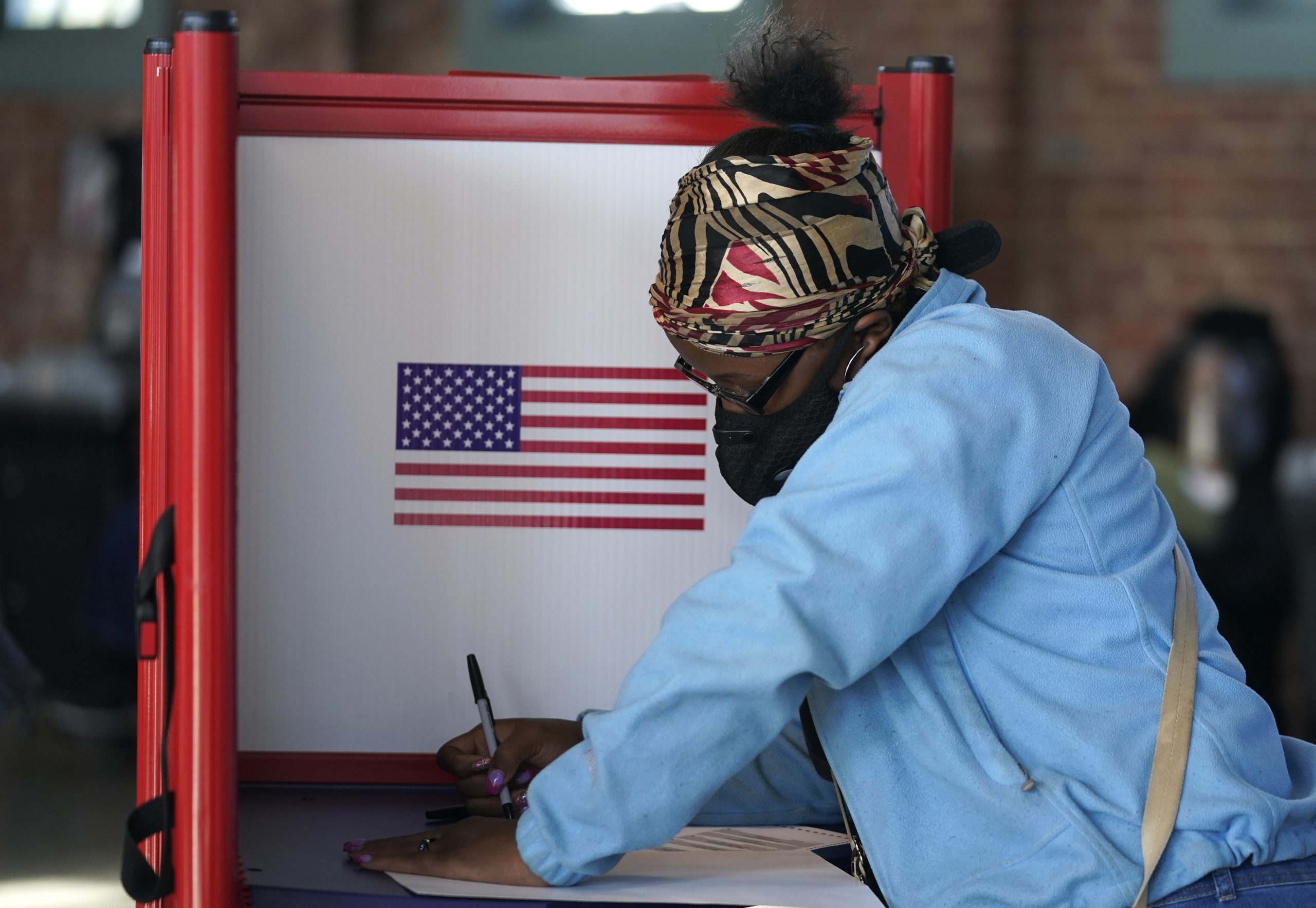 Poll workers brace for conflict as both parties prepare for post-election legal fights