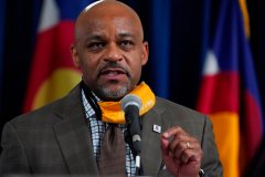 Denver Democratic mayor catches flight to Texas for Thanksgiving despite urging residents to ‘avoid travel’