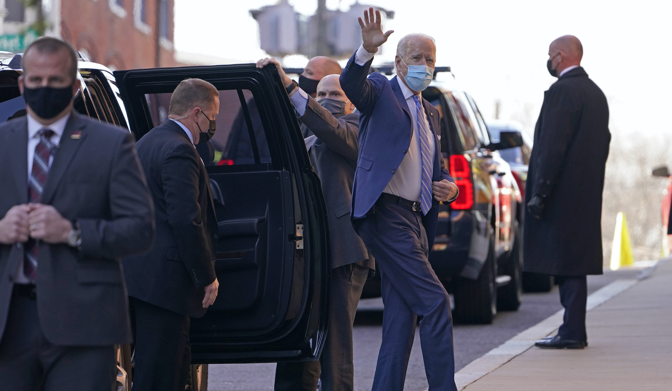 Biden to name defense secretary, attorney general picks this week