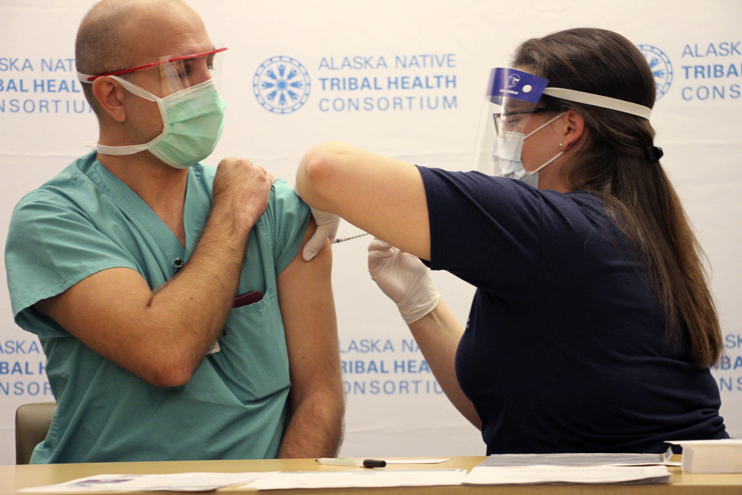 Pfizer and Moderna vaccines 90% effective at reducing coronavirus infections, CDC study finds