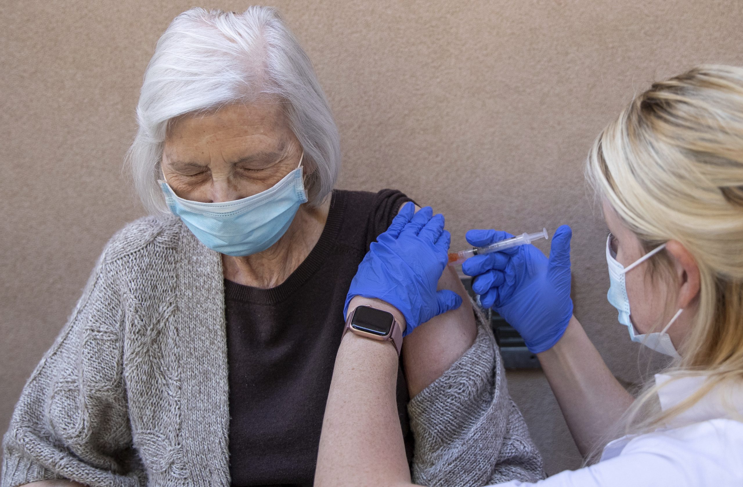 Louisiana to lower COVID-19 vaccination eligibility to age 65