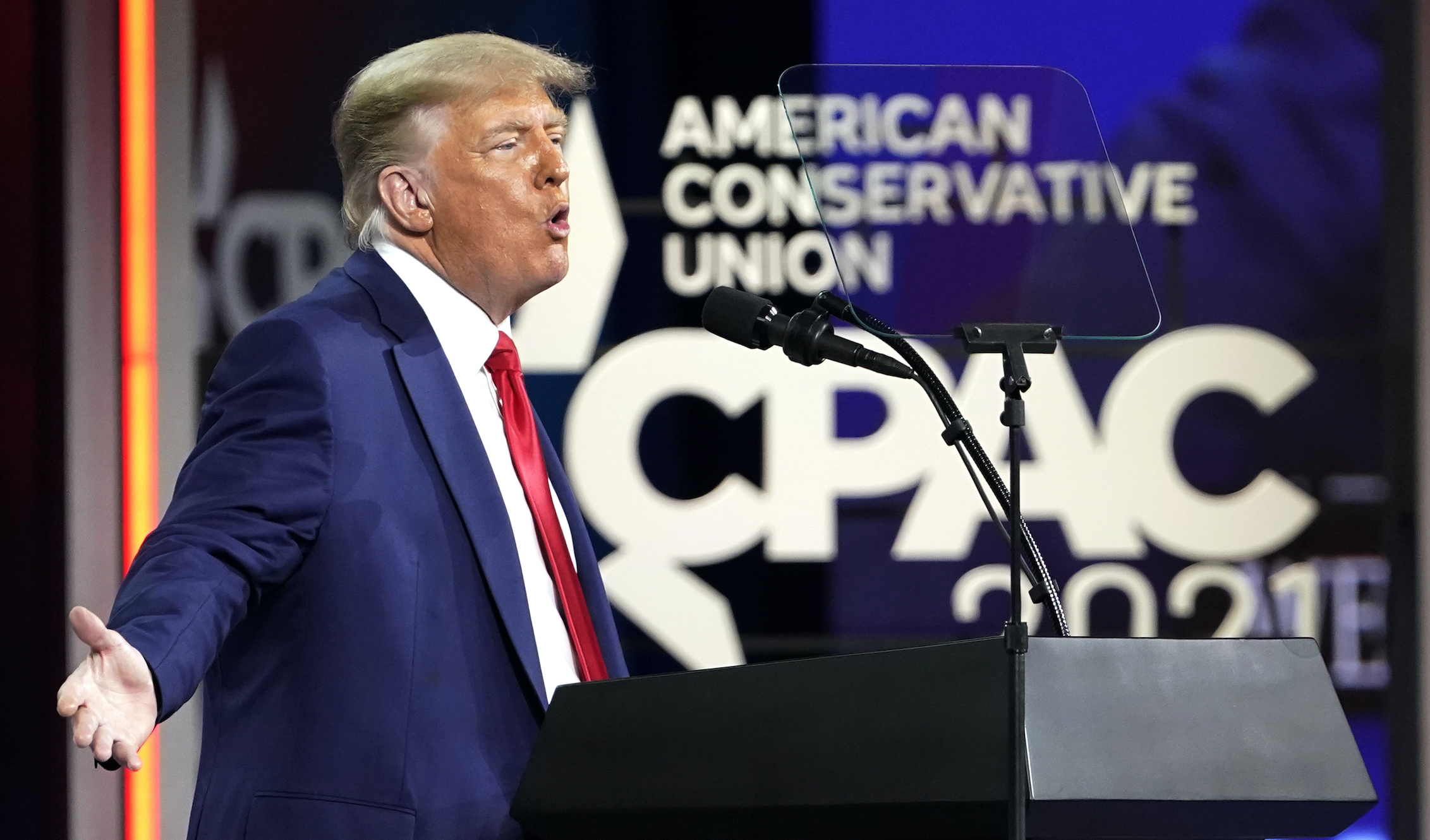 Trump’s raucous CPAC reemergence casts long shadow over Biden