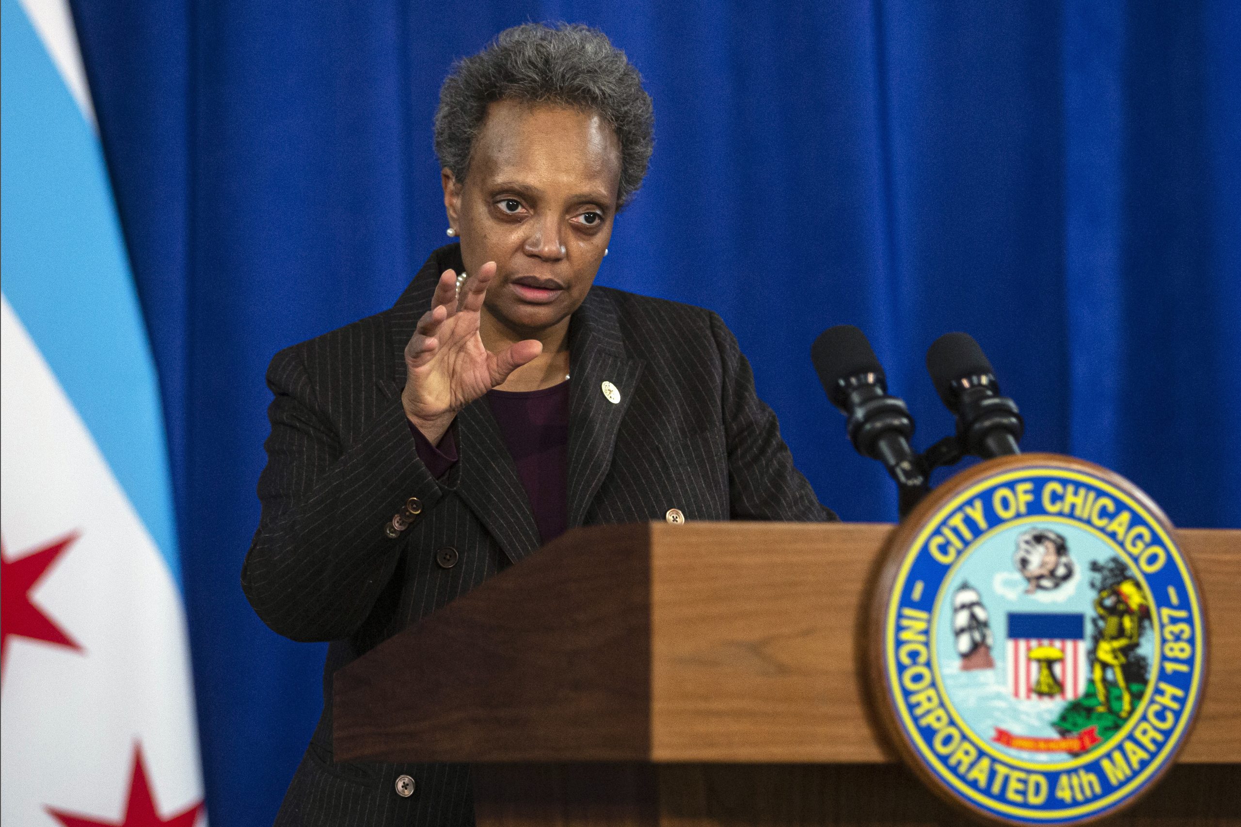 Chicago Mayor Lori Lightfoot tests positive for COVID-19