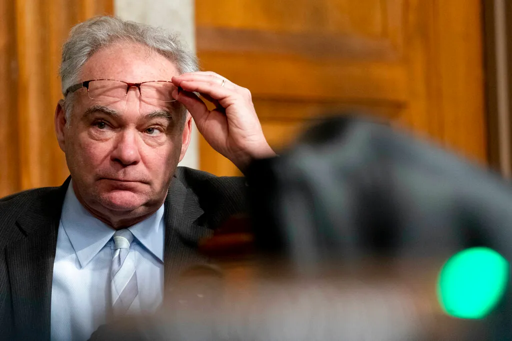 Tim Kaine urges Senate to adopt his debt bill amendment