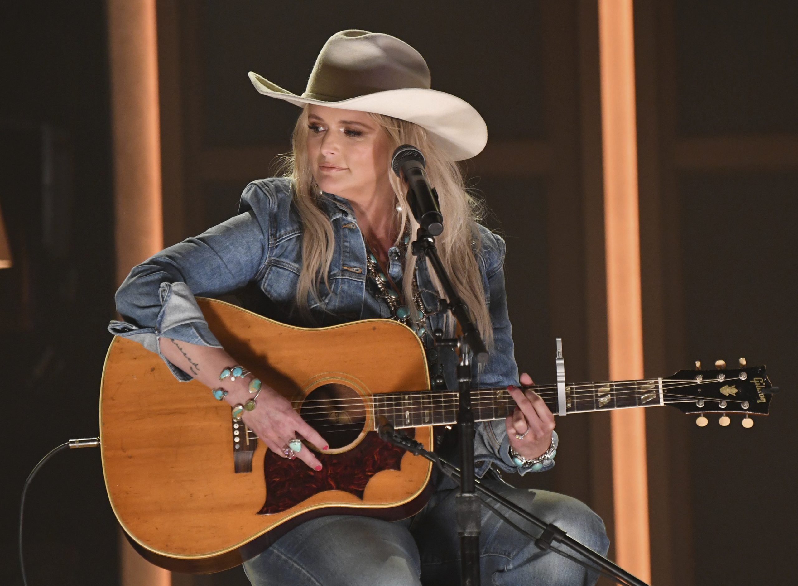 ‘Looks don’t define you’: Miranda Lambert fans push back at body-shamers