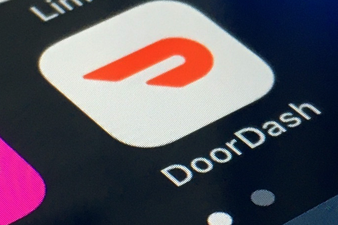 DoorDash adds emergency button as protection for workers after driver feedback