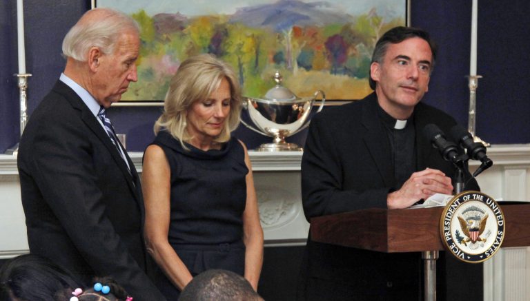 Biden’s inauguration priest resigns from Santa Clara University
