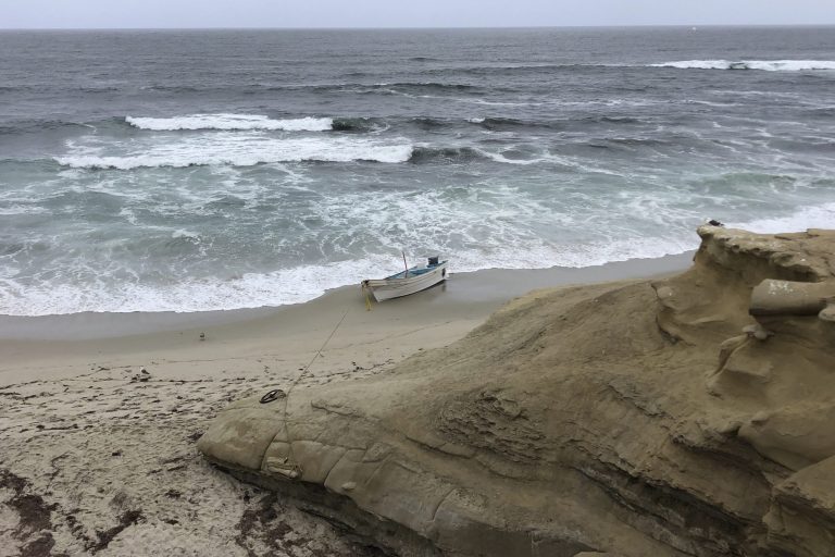 One person dead and several others rescued after suspected smuggling attempt off San Diego coast