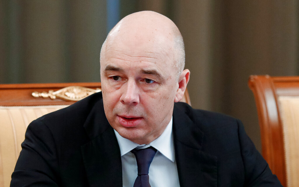 Russia to pay off foreign debt in Chinese yuan: Official
