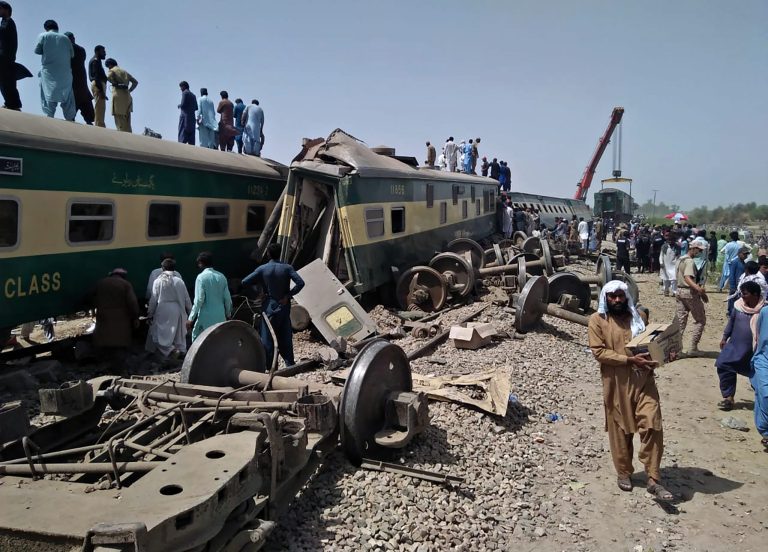 Trains collide in Pakistan, killing at least 40 and injuring more than 100