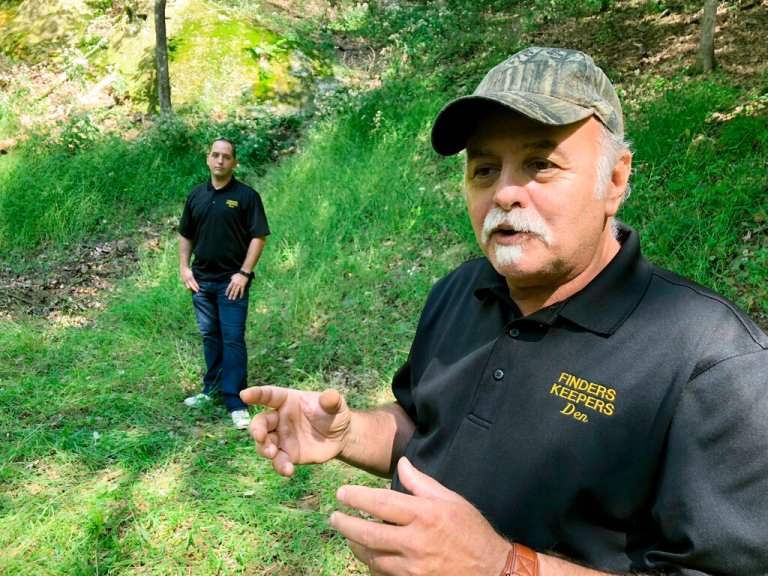 FBI searched cave for Civil War gold over fears Pennsylvania officials would claim it, court documents show Dennis Parada, right, and his son Kem Parada.