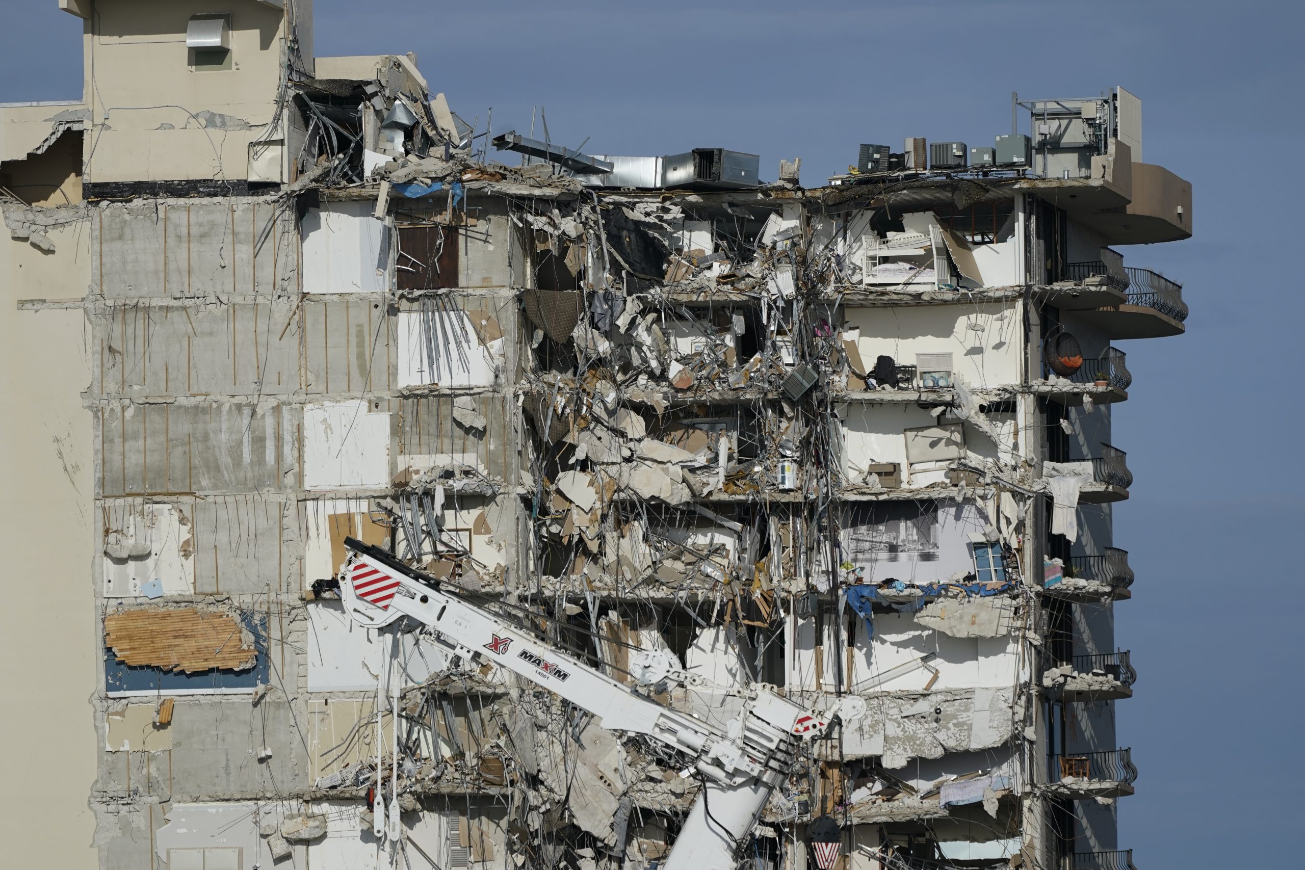 Officials evacuate fourth Miami Beach apartment building after finding concrete deterioration