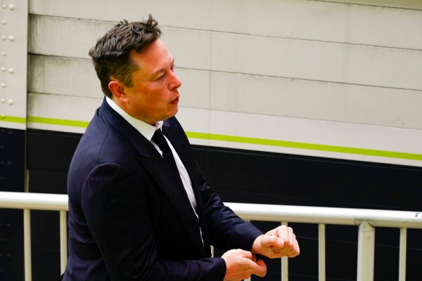 SpaceX employees slam Elon Musk’s behavior in ‘public sphere’
