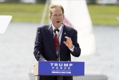 Vern Buchanan becomes eighth Florida lawmaker to back Trump over DeSantis