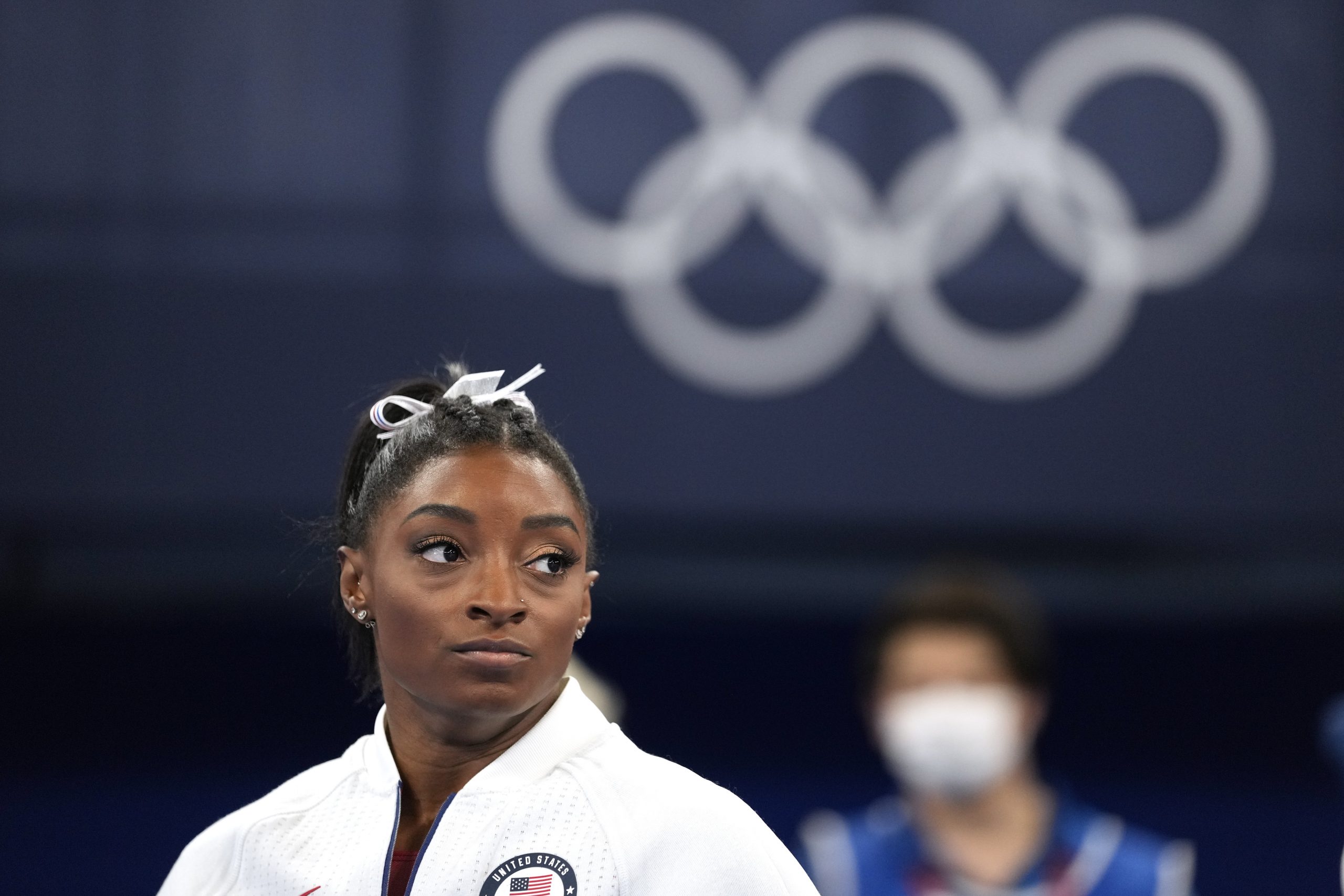 Simone Biles pulls out of individual vault and uneven bars finals