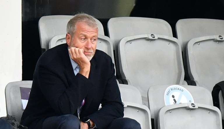Roman Abramovich to sell Chelsea Football Club