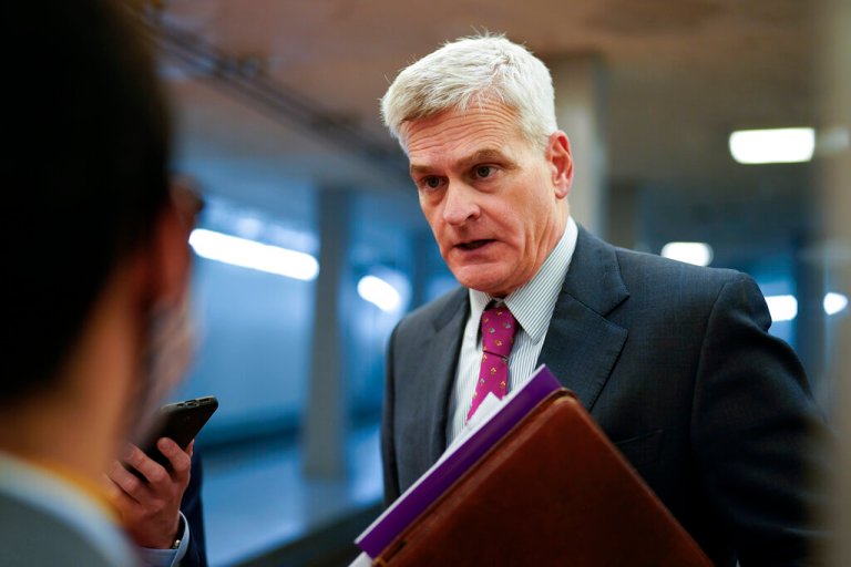 Cassidy blocks Biden EPA nominees over carbon capture delays