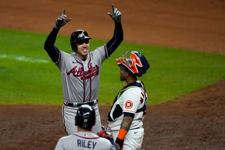 Atlanta Braves defeat Houston Astros to clinch World Series