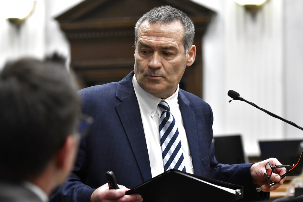 Rittenhouse attorney attacks CNN and MSNBC coverage of shooting