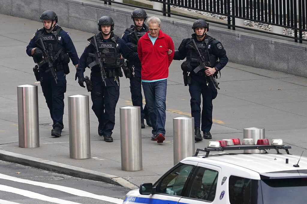 Man brandishing shotgun outside UN headquarters arrested by NYPD
