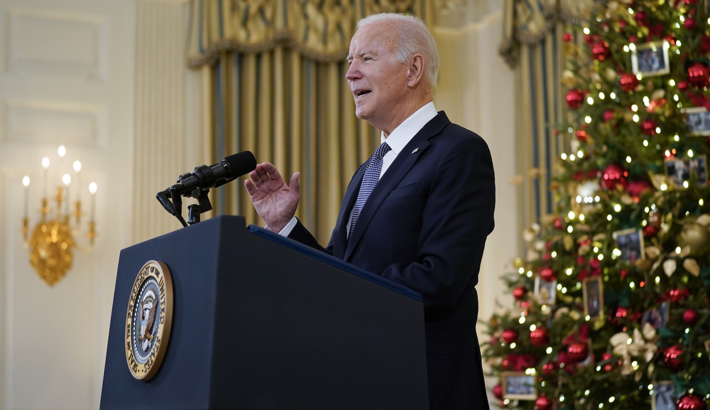 Biden gives props to Trump for early work on vaccines
