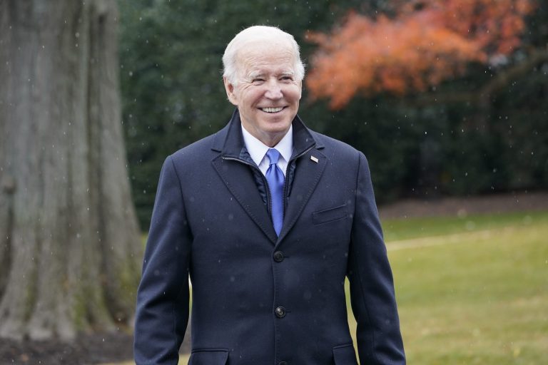 Biden orders federal government to be carbon neutral by 2050