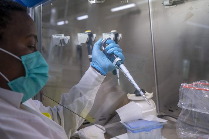 Study suggests omicron boosts immunity against delta variant