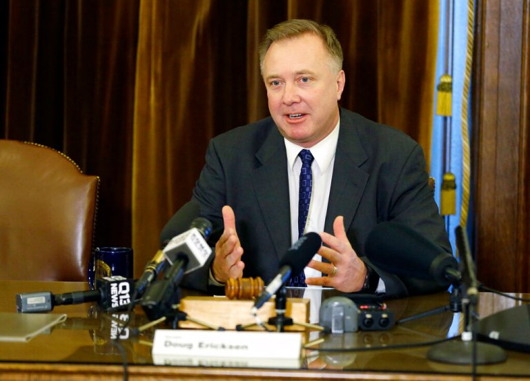 Washington state lawmaker dies after testing positive for COVID-19