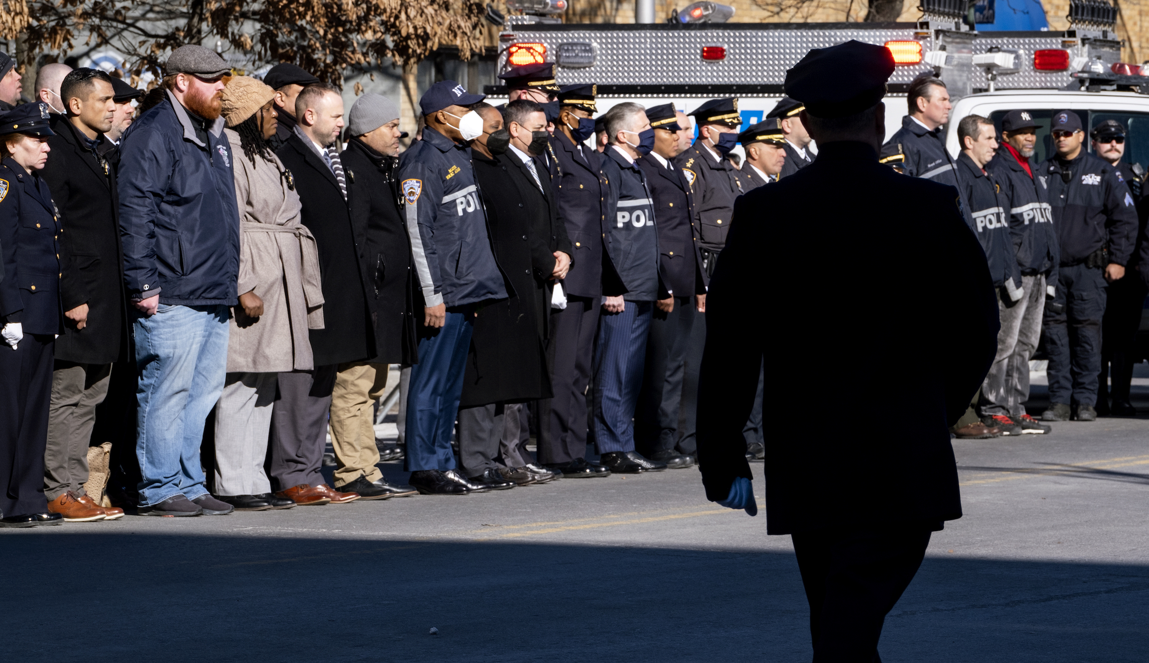 White House denies conflict between supporting civil rights groups and police
