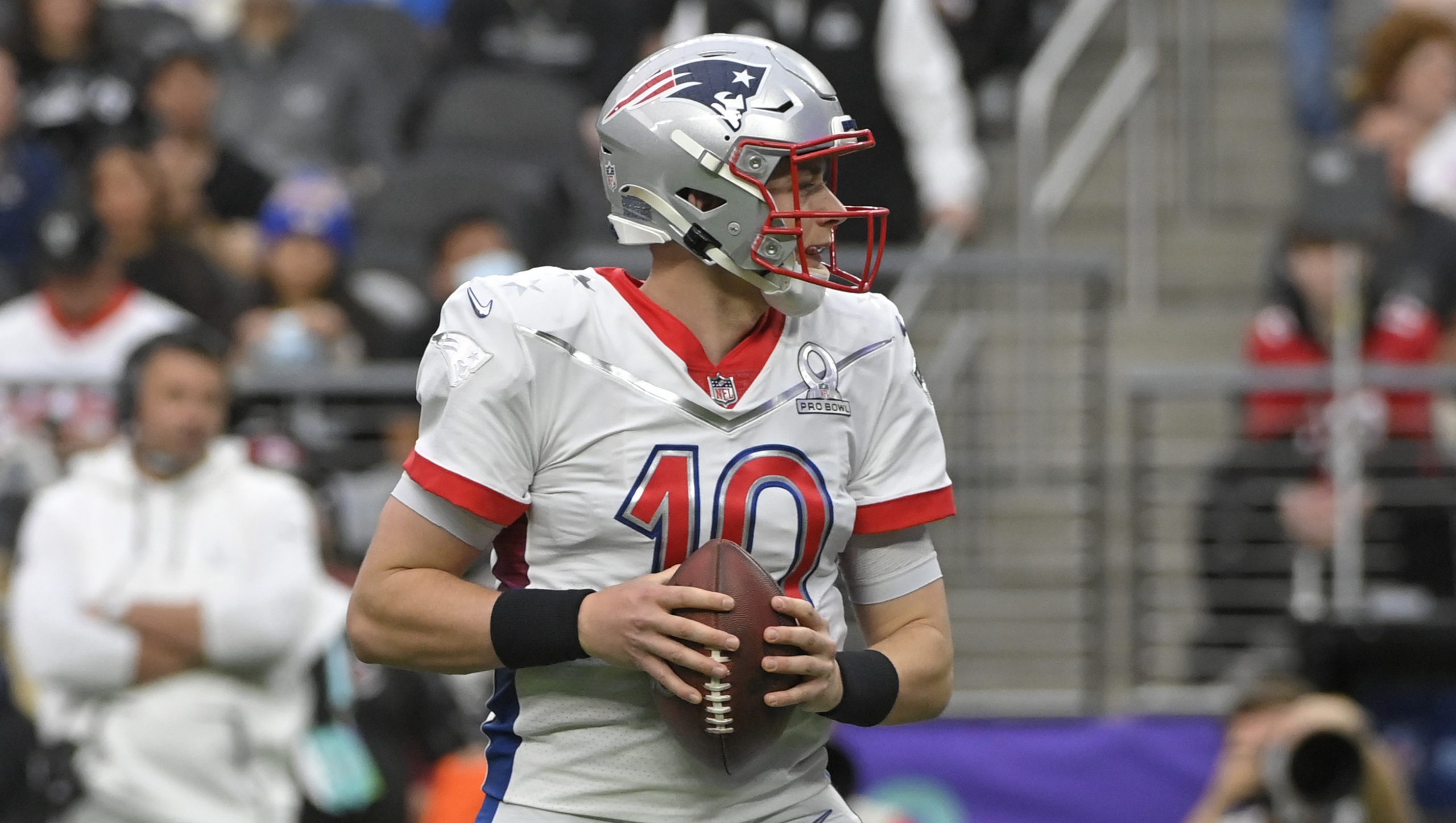 NFL considers nixing Pro Bowl, citing poor quality of play