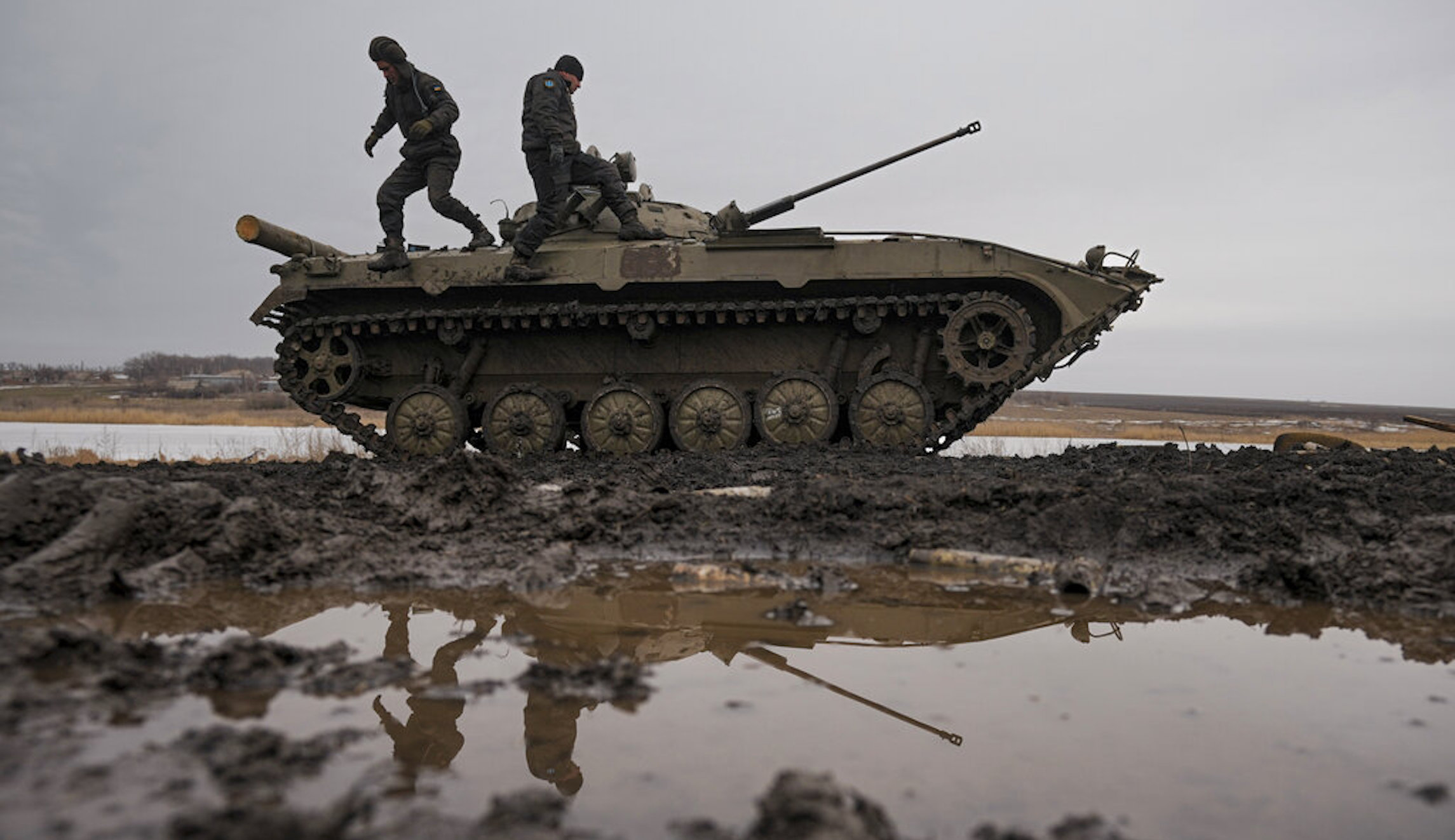 White House: Russia ‘privately mobilizing for war’