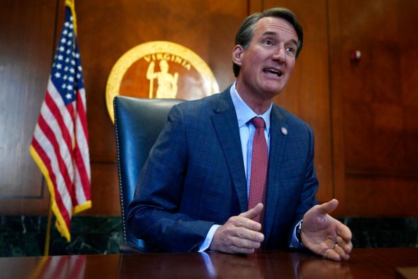 Youngkin signs bill codifying school mask opt-out, likely ending state’s mask war