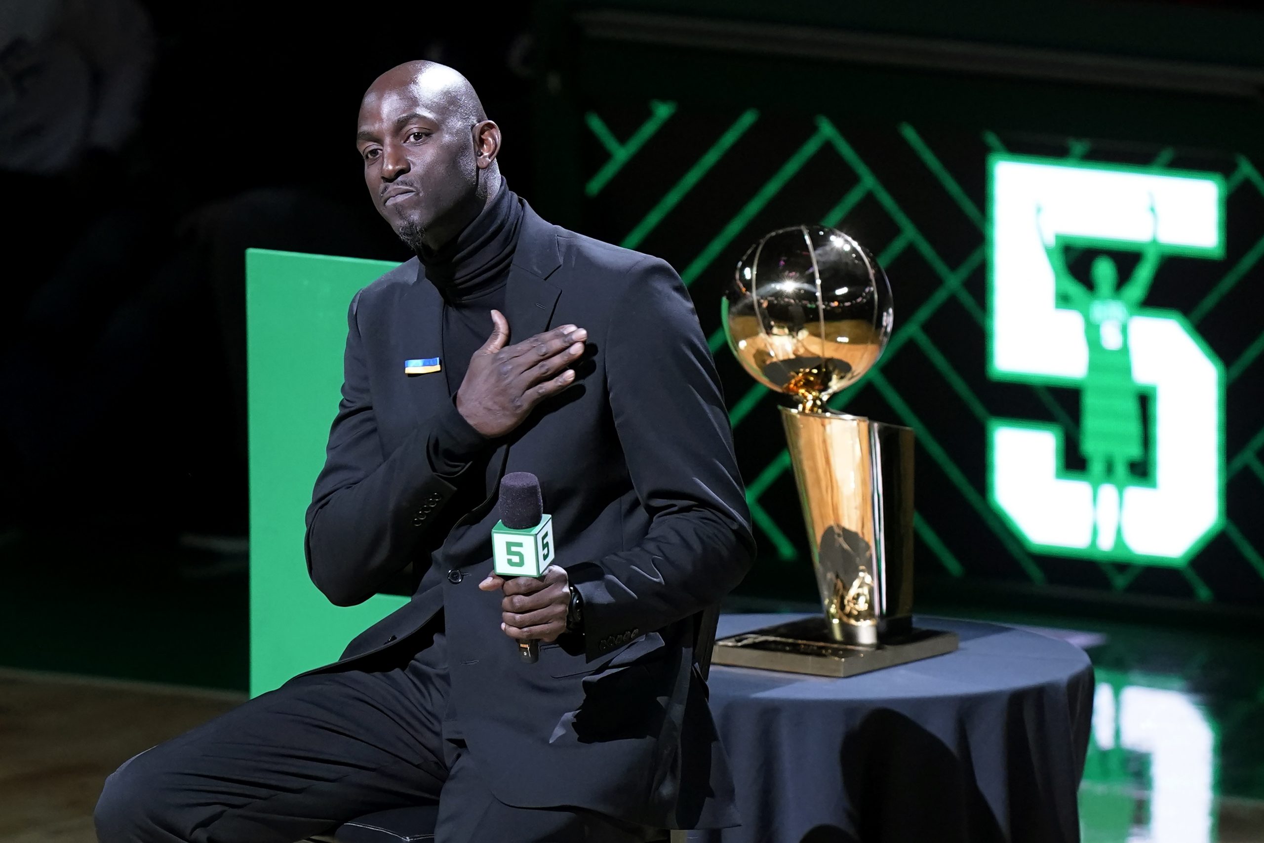 Celtics Garnett Jersey Retirement Basketball