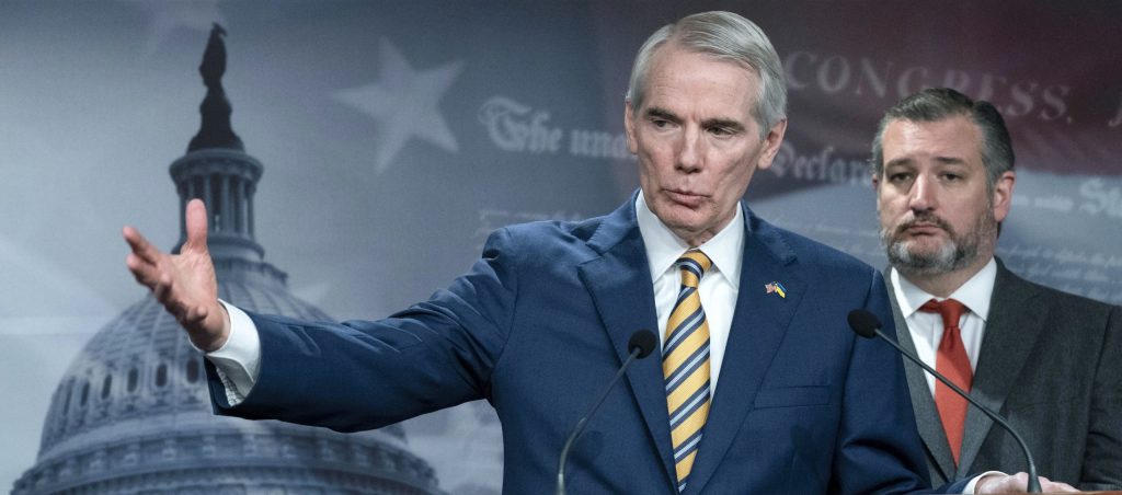 Senate Republicans tout congressional unity in pushing Biden on Ukraine