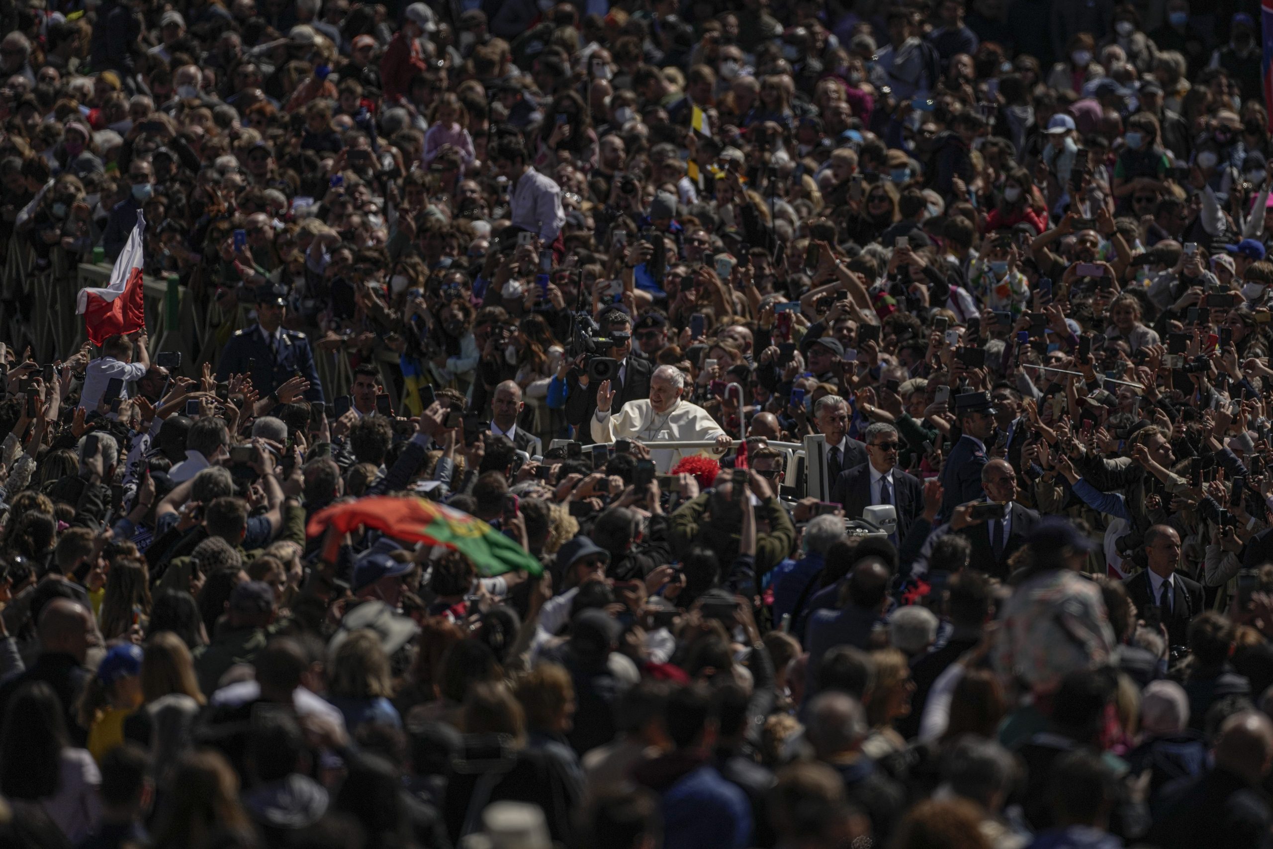 APTOPIX Vatican Pope Easter Sunday