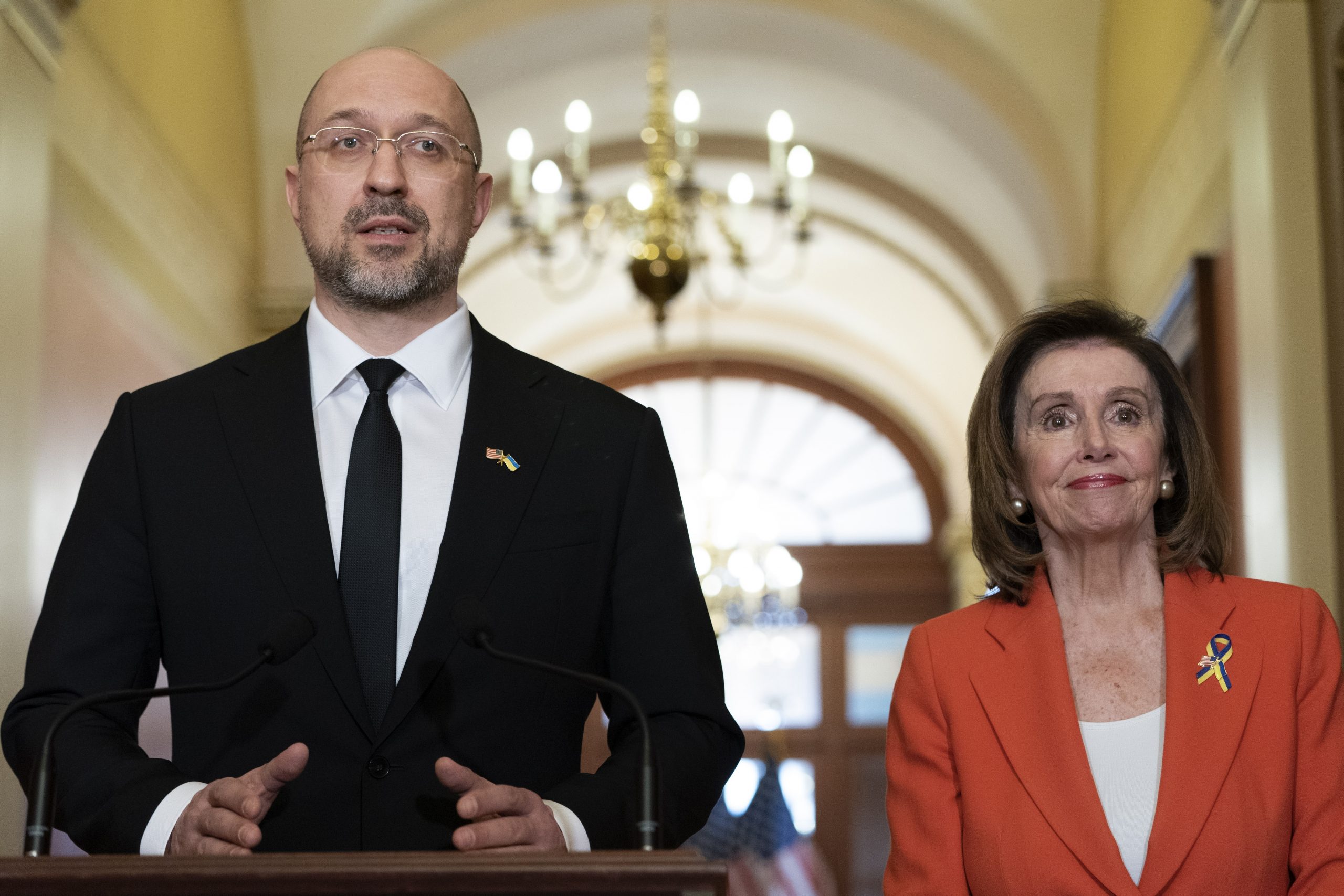 Pelosi announces photo exhibit on Ukraine will be displayed at Capitol