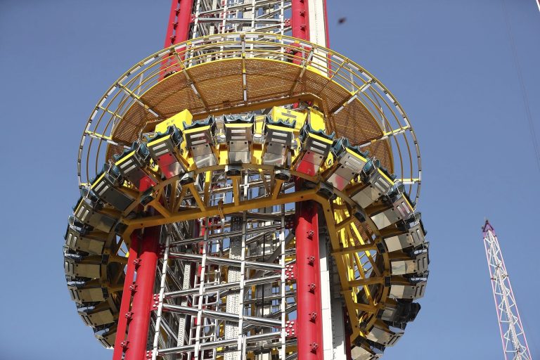 WATCH: Amusement park ride plunges 50 feet, throwing victims from seats