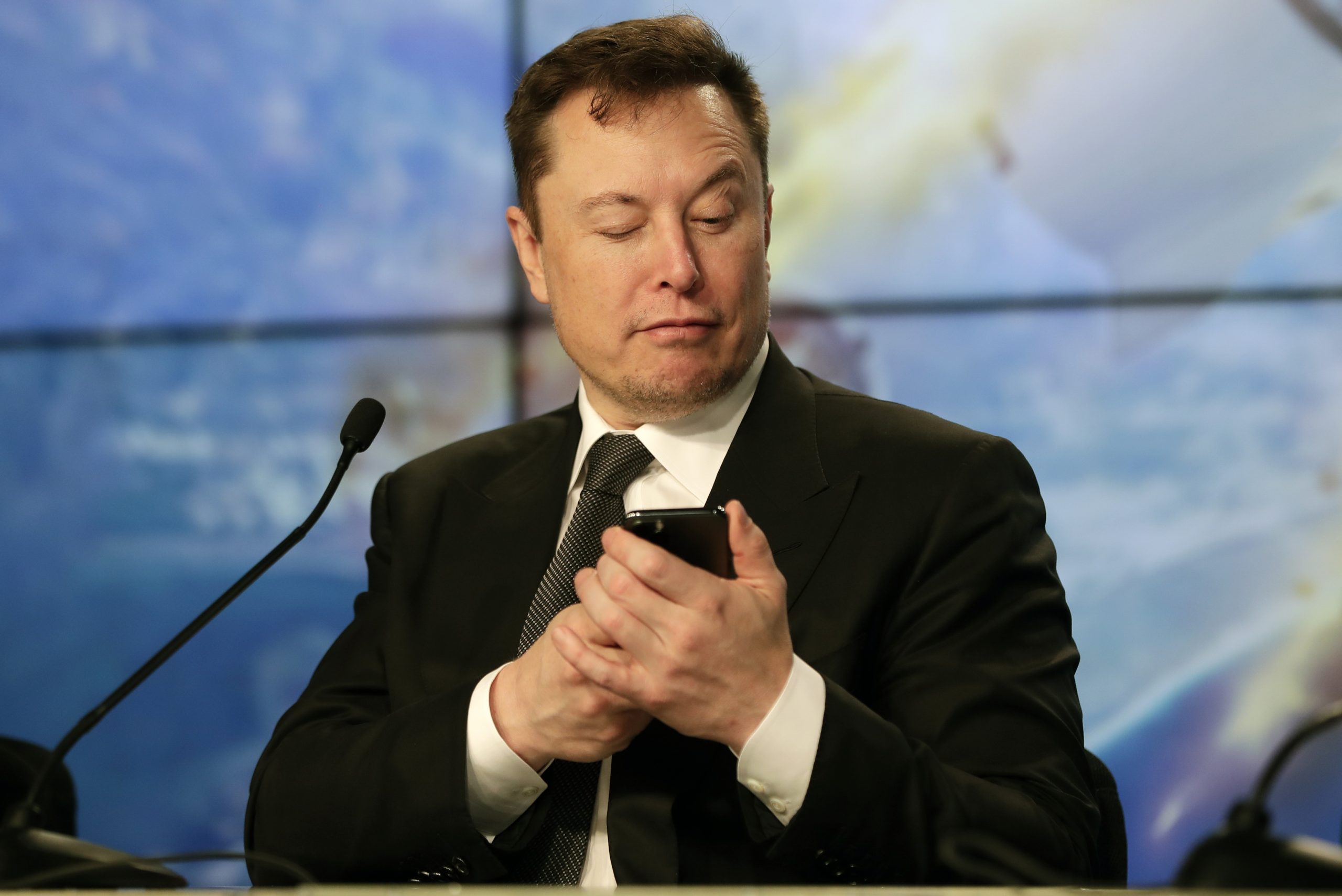 Twitter poll meant to expose Elon Musk as ‘phony’ backfires