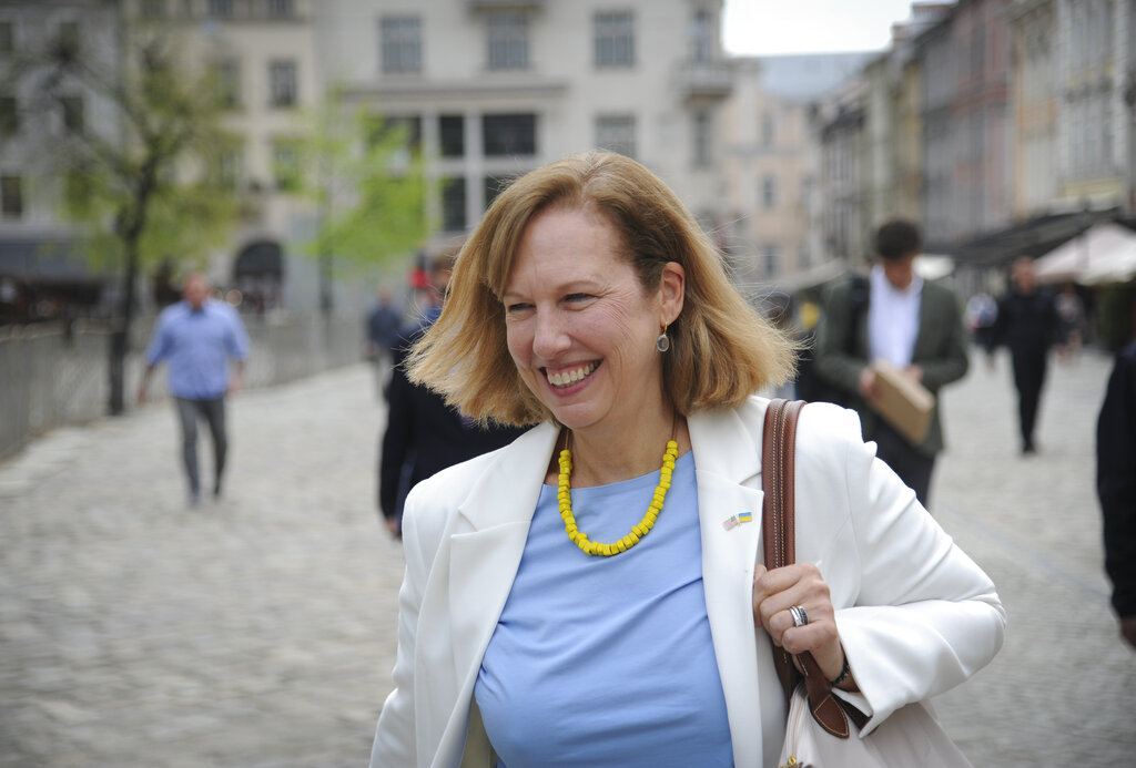 US diplomats return to Ukrainian capital for first time since invasion