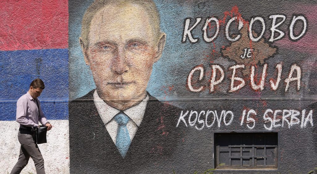 Exiled Putin critic found dead outside DC apartment