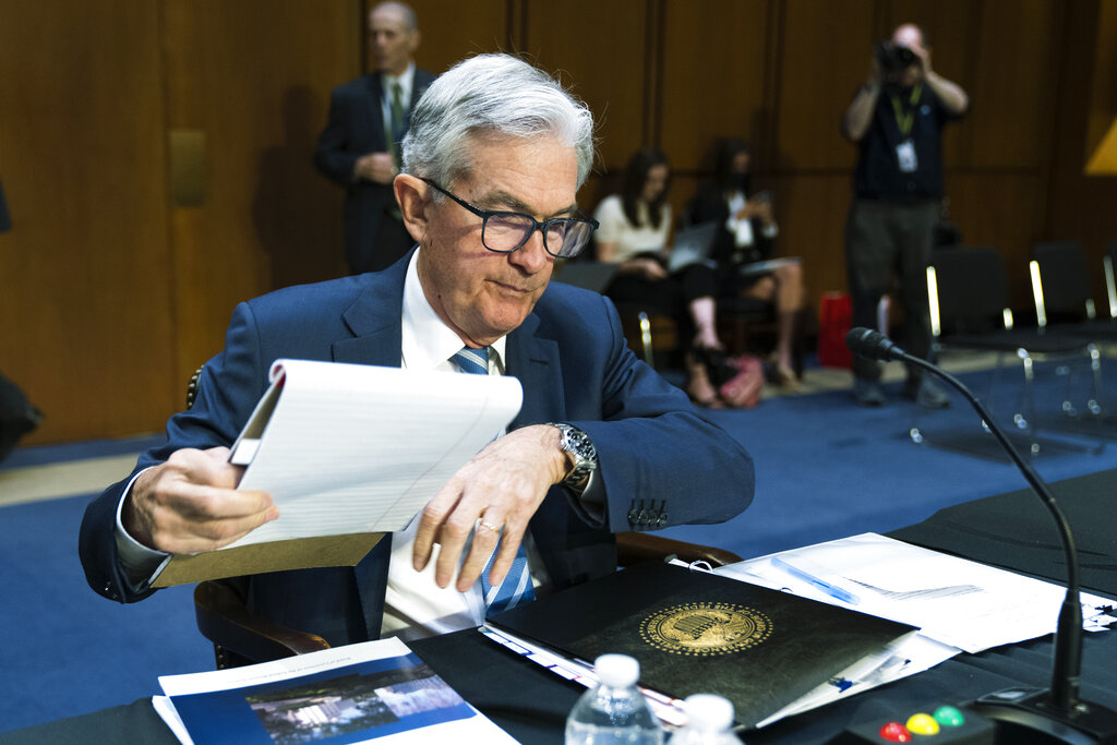 Powell sells over $1 million in municipal bonds to comply with new Fed ethics rules