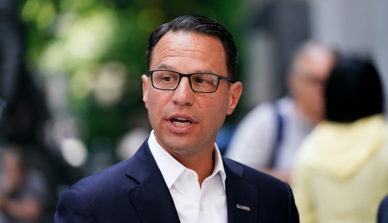 Pennsylvania GOP lawmakers back Democrat Shapiro for governor over Mastriano